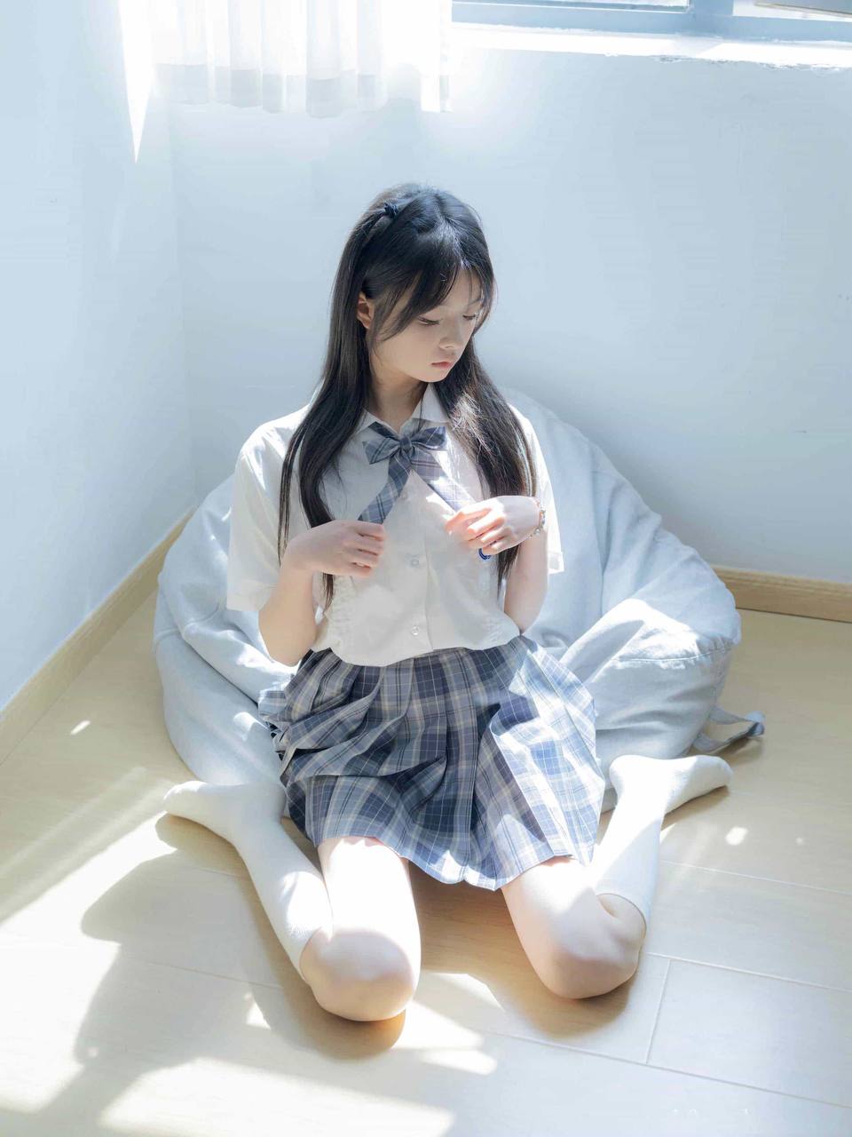 猫耳 白丝 JK 绝对领域《女仆束缚》 2