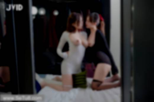 婕咪+啤儿 秘书姐妹花 4