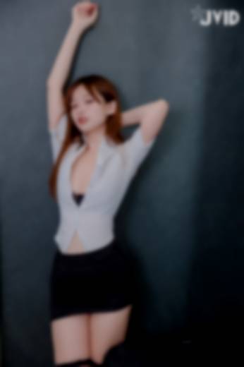 婕咪+啤儿 秘书姐妹花 5